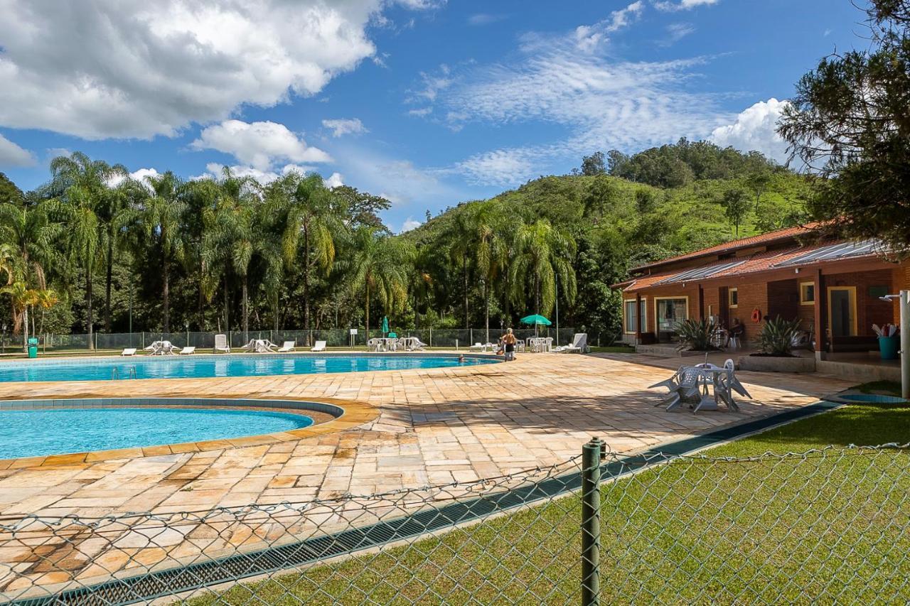 Casa 996 Condominio Fazenda Orypaba 南蒙蒂阿莱格里 外观 照片