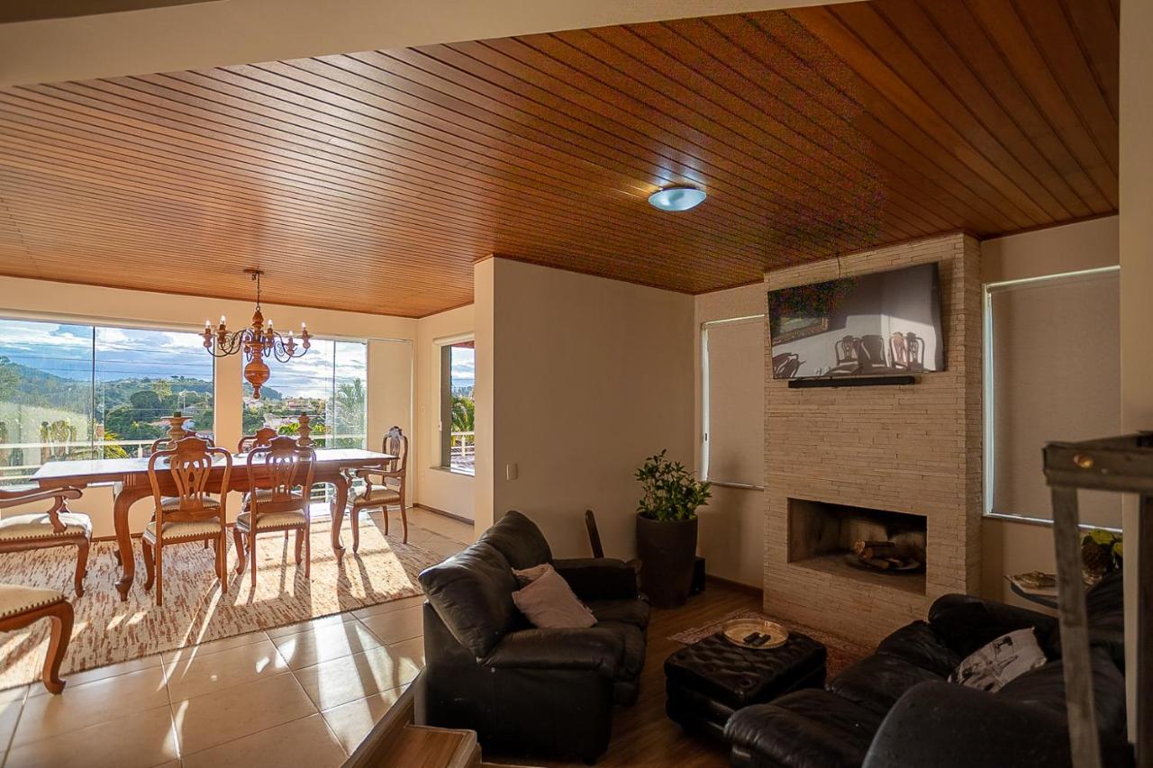 Casa 996 Condominio Fazenda Orypaba 南蒙蒂阿莱格里 外观 照片